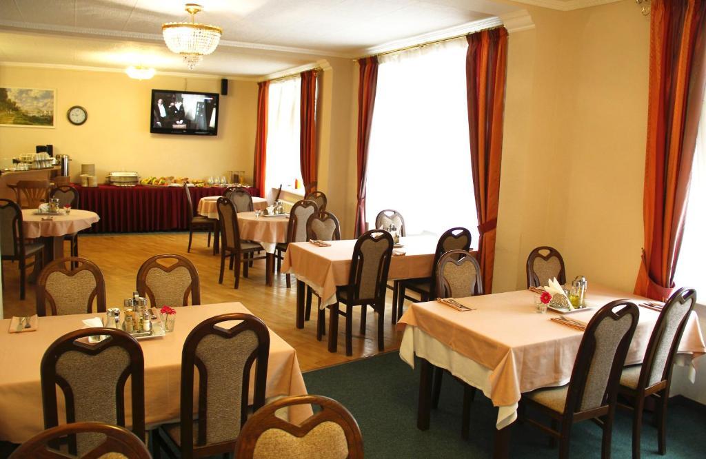 Zlaty Sloup Hotel Карлови Вари Екстериор снимка